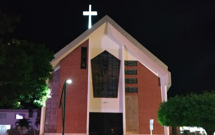 Iglesia de San Sebastián siempre ha sido un referente del pueblo. El 28 de septiembre de 2013 las personas ya no cabían dentro de ella.