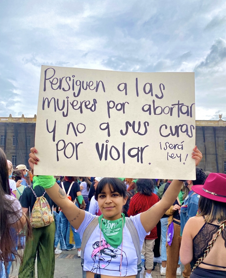 Así se vivió el Día de Acción Global por el aborto legal, seguro y gratuito en Bogotá.