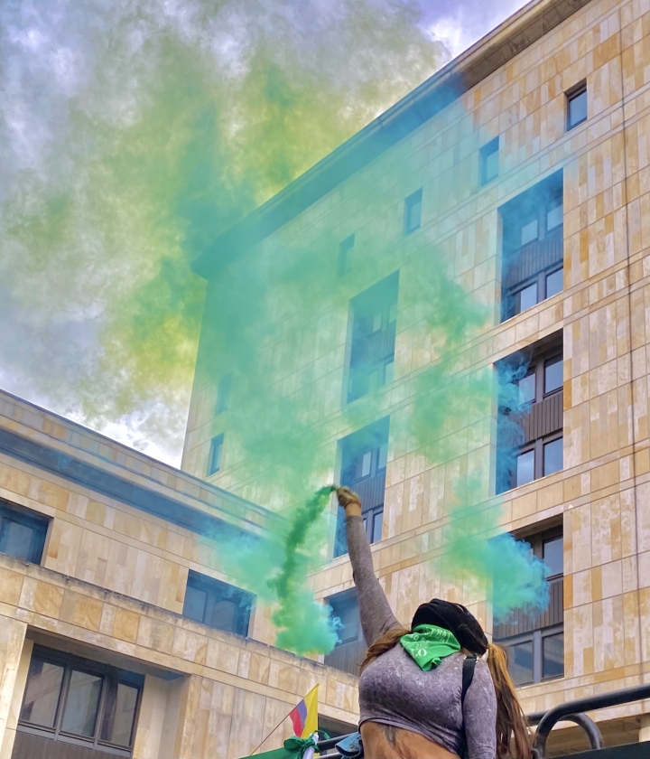 As&iacute; se vivi&oacute; el D&iacute;a de Acci&oacute;n Global por el aborto legal, seguro y gratuito en Bogot&aacute;.