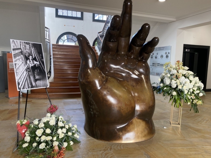 Museo Botero: La mano, Fernando Botero