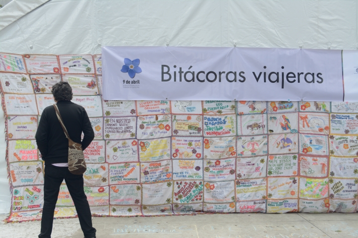 Mural en el Parque Santander sobre algunas personas desaparecidas y asesinadas en el conflicto armado. Foto: Sergio Daza