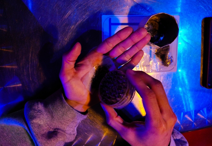 Consumo de cannabis: Una acrobacia entre ilegalidad y seguridad