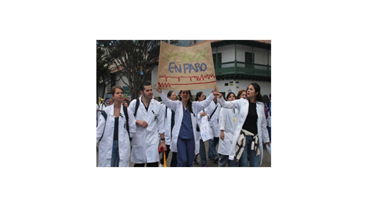 Sector salud protestó en contra de la Reforma