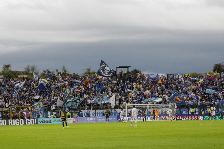 Panorámica de la tribuna norte