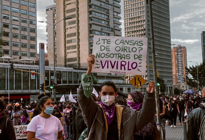 En imágenes, las marchas del 8M en Bogotá