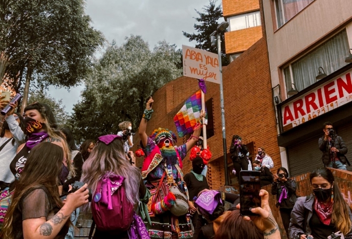 En imágenes, las marchas del 8M en Bogotá