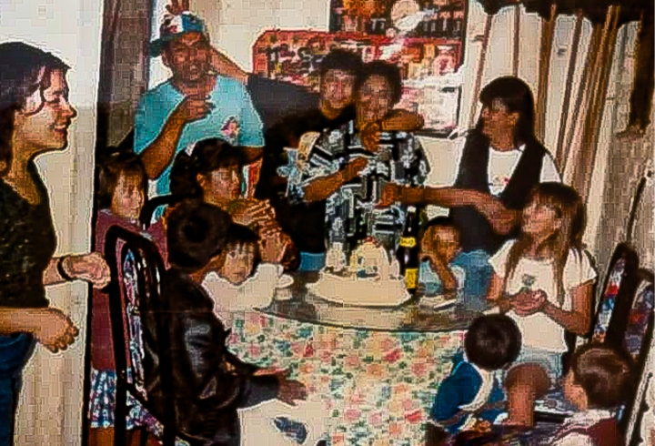 Una familia antes de la tragedia