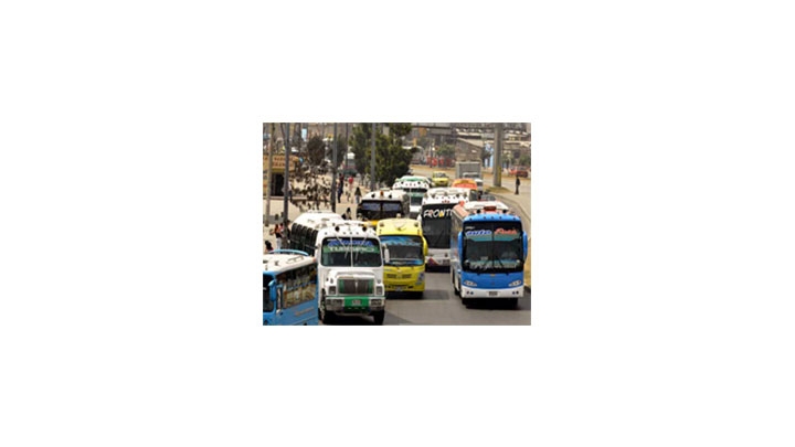 A pesar de los controles de la polic&iacute;a de carreteras las flotas piratas siguen siendo muy populares entre los viajeros que quieren ahorrar.