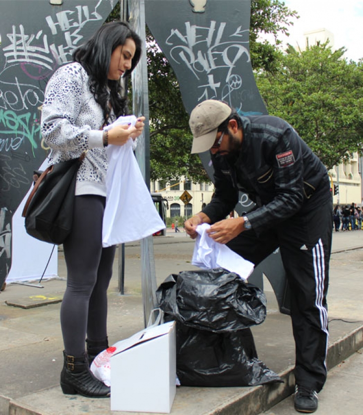 También hubo venta de camisetas a 5.000 pesos para aquellos que no hubieran llevado una.