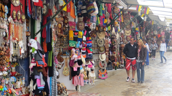 Pasaje comercial del cerro de Monserrate