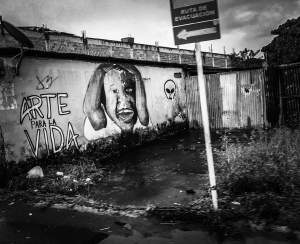 Graffiti en una calle de Tumaco|||
