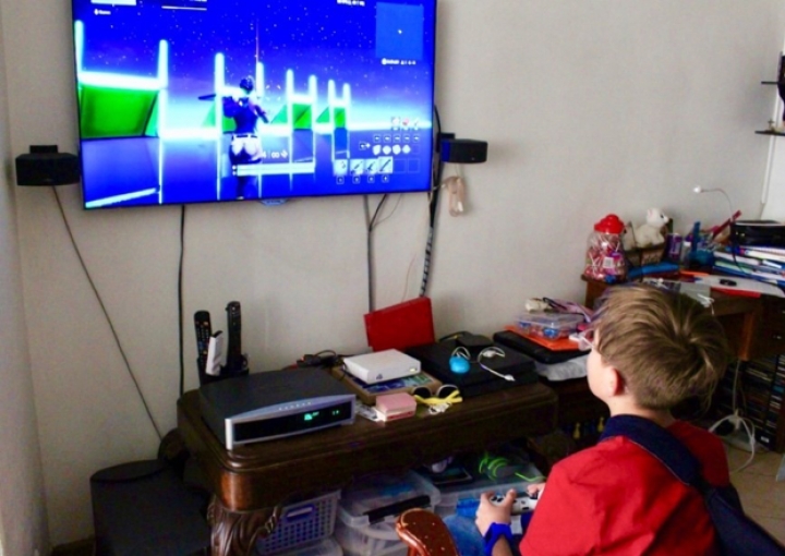 Para este menor los videojuegos hacen parte fundamental de su vida cotidiana al ser un veh&iacute;culo de entretenimiento y de interacci&oacute;n