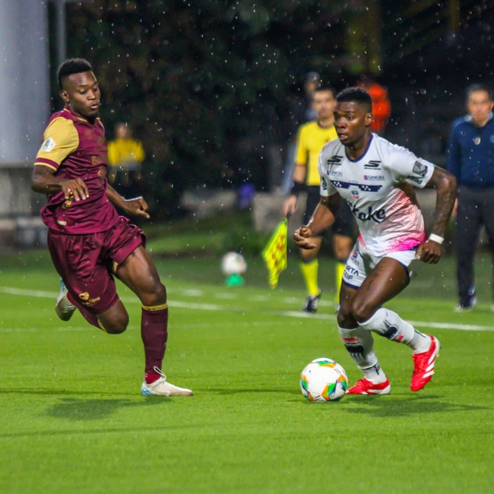 Ambos equipos demostraron su buena defensa