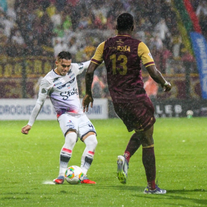 Ambos equipos quedaron debiendo en ataque