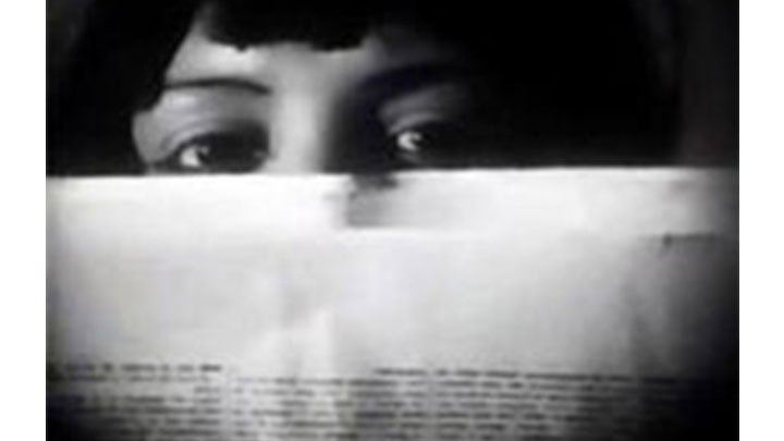 &ldquo;La fotograf&iacute;a se convierte en un mero pincel al servicio de su b&uacute;squeda de la belleza en lo cotidiano&rdquo;.  Man Ray.