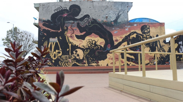 Grafiti de Chirrete Golden en el Centro de Paz, Memoria y Reconciliación