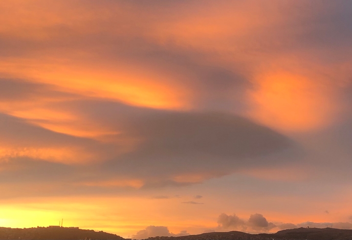 Atardecer desde la autopista sur