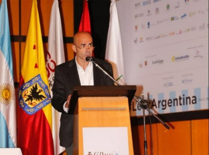 "Argentina se prepar&oacute; para salir a la cancha en Colombia": Eduardo Sacheri en la apertura de la Filbo 2018