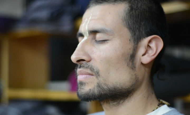 El Hare Krishna que conquist&oacute; Bogot&aacute;