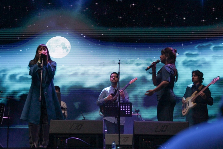 La colombiana Gabrilela Ponce como artista invitada de Camila Bañados