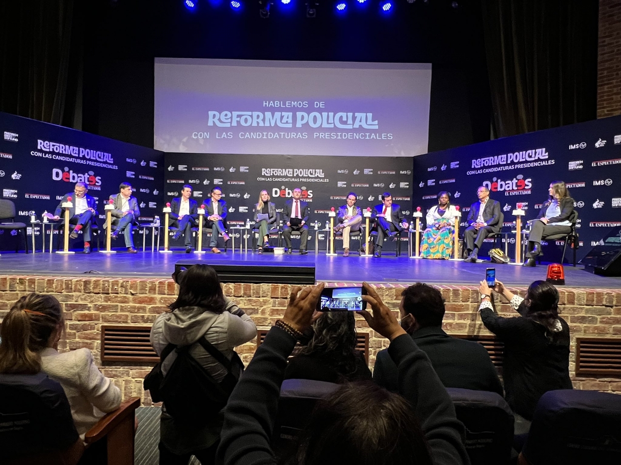 Debate de precandidatos presidenciales sobre la Reforma Policial