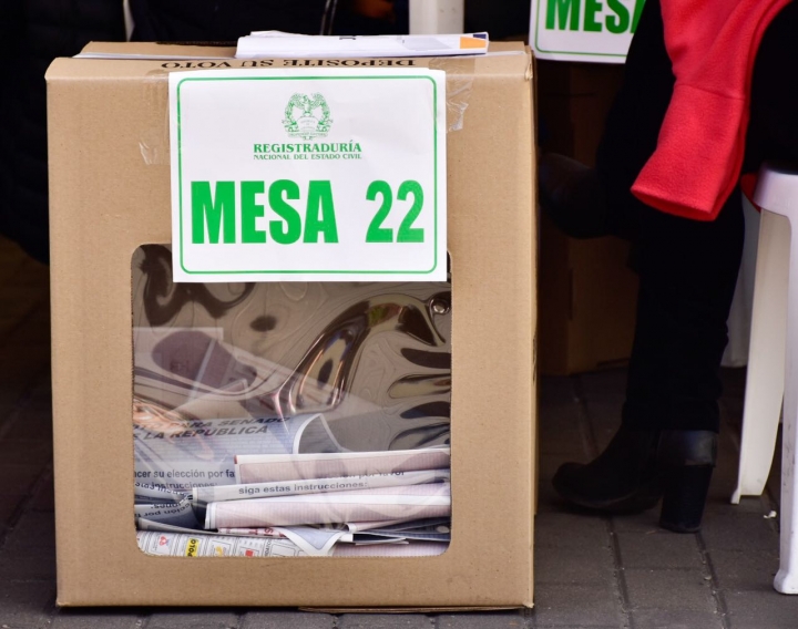 El 49 por ciento de las personas habilitadas para votar ejercieron su derecho al voto. Foto: Nicolas Achury