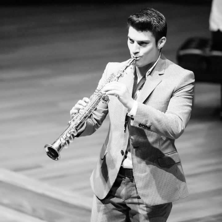 Ariel Saxo empez&oacute; su camino musical con la m&uacute;sica andina.