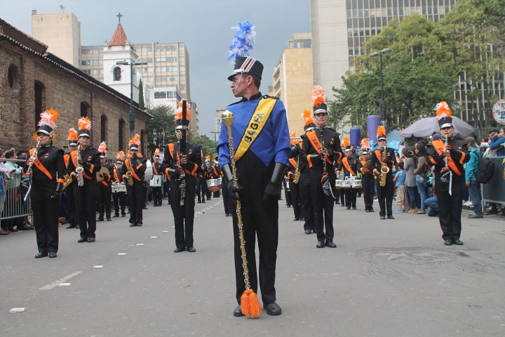 Así se vivió el desfile inaugural del FITB 2016